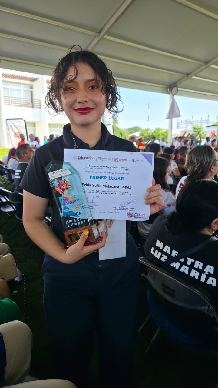 Frida Sofía Malacara López obtiene primer lugar nacional en Pintura
